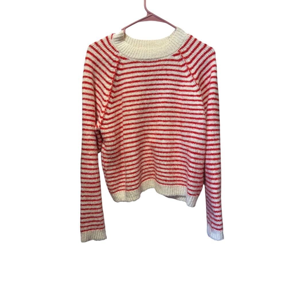 American Eagle Festival Feels Sweater Size M